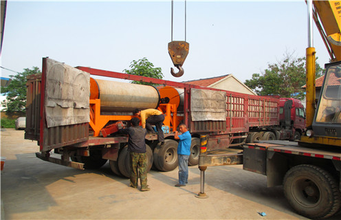 鐵礦石磁選機(jī),在未來市場(chǎng)鐵礦石磁選機(jī)將會(huì)努力成長_鐵礦選礦在未來市場(chǎng)鐵礦石磁選機(jī)將會(huì)努力成長磁場(chǎng)一般為多少_磁塊如何排列 鐵礦石磁選機(jī),在未來市場(chǎng)鐵礦石磁選機(jī)將會(huì)努力成長_鐵礦選礦在未來市場(chǎng)鐵礦石磁選機(jī)將會(huì)努力成長磁場(chǎng)一般為多少_磁塊如何排列