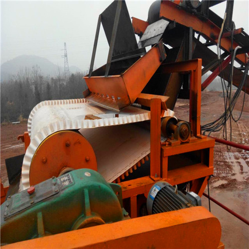 濕式強(qiáng)磁磁選機(jī)